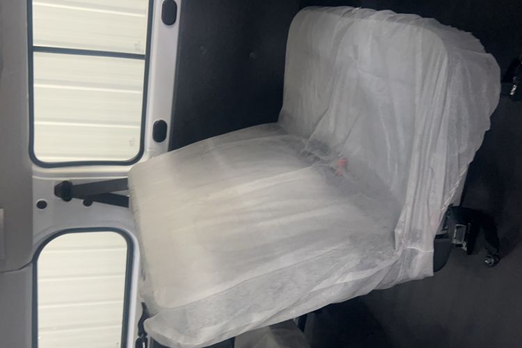 Used Wuling Yangguang 2024 300KM Comfort Version Passenger Van 75kW Left Rear Seat