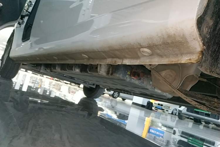 Used Wuling Yangguang 2024 230km Practical Enclosed-Window Version 60kW Left Side Sill