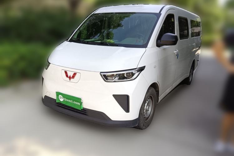 Used Wuling Yangguang 2024 300KM Comfort Version Passenger Van 75kW Guazi used car, China used car export, Used car for sale, Used  cars, Cheapest cars for sale