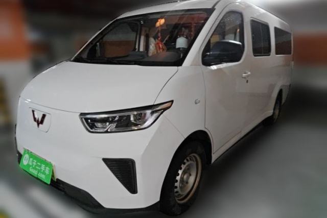 Ojetý Wuling Yangguang 2024 300KM Comfort Version Passenger Van 75kW