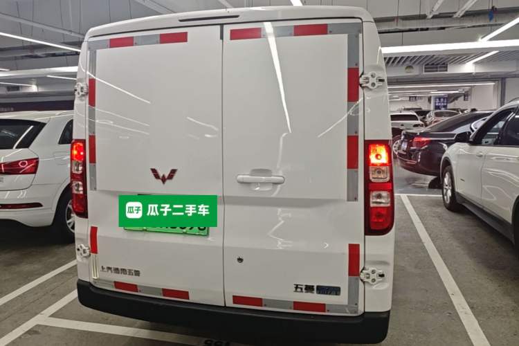 Used Wuling Yangguang 2024 300km Comfort Version with Sealed Windows 60kW Rear