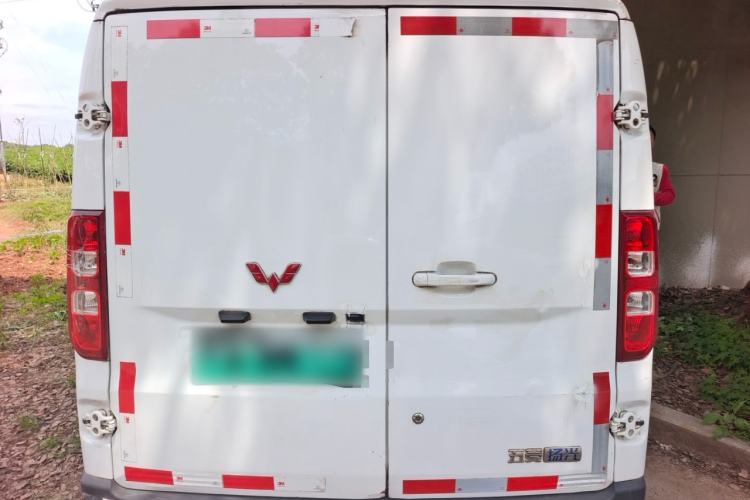 Used Wuling Yangguang 2024 300km Comfort Version with Sealed Windows 60kW Rear