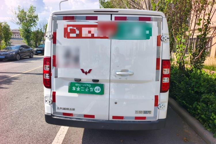 Used Wuling Yangguang 2024 300km Range Practical Window-Sealed Version 60kW Rear