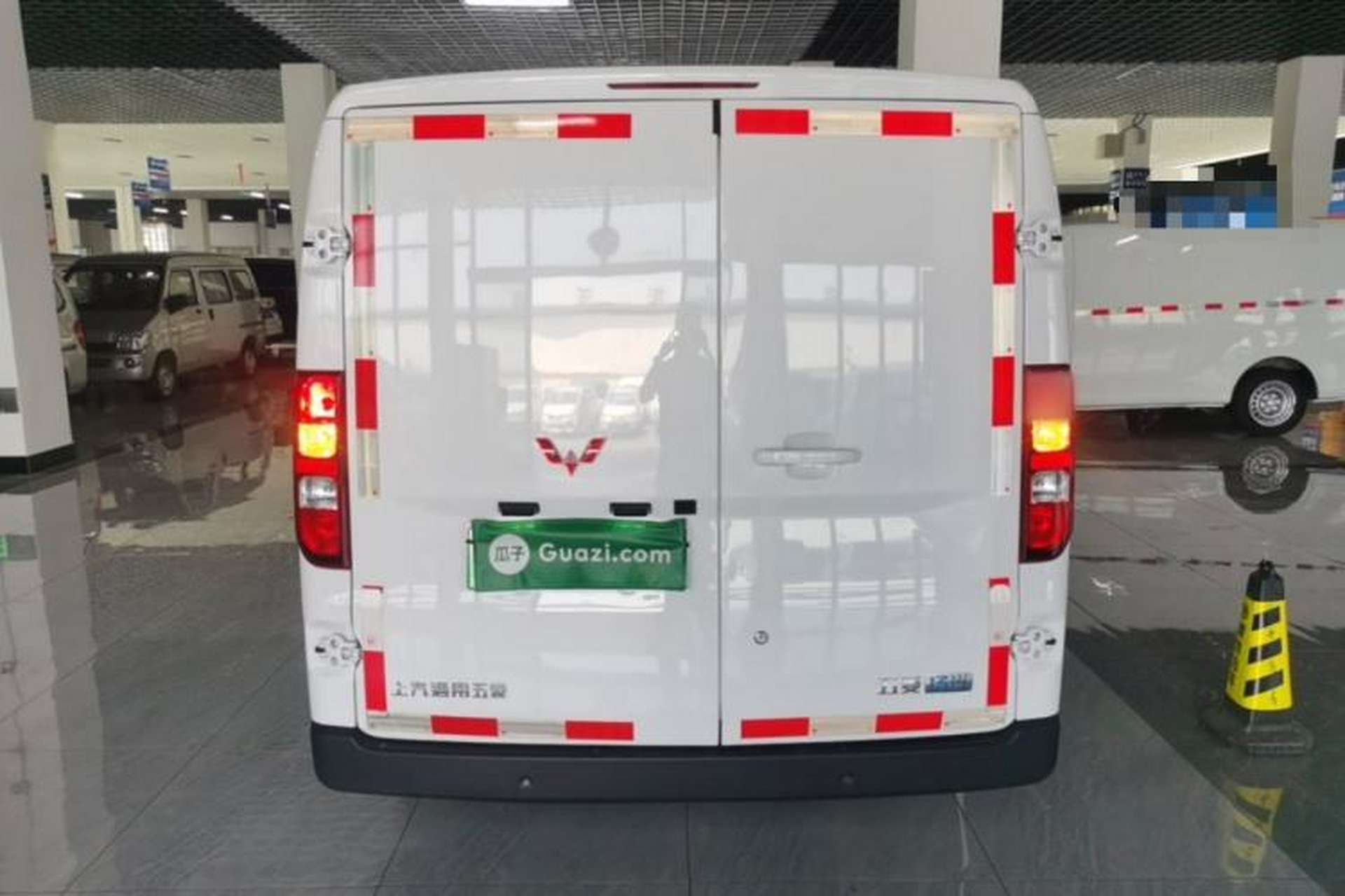 Used Wuling Yangguang 2024 300km Comfort Version with Sealed Windows 60kW Rear