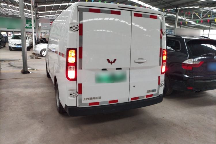 Used Wuling Yangguang 2024 300km Range Practical Window-Sealed Version 60kW Rear Left 45 Deg