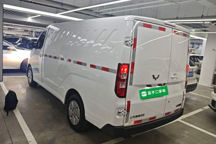 Used Wuling Yangguang 2024 300km Comfort Version with Sealed Windows 60kW Rear Left 45 Deg