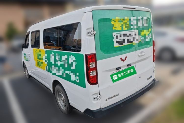 Used Wuling Yangguang 2024 300km Comfort-Grade Passenger Van 60kW Rear Left 45 Deg