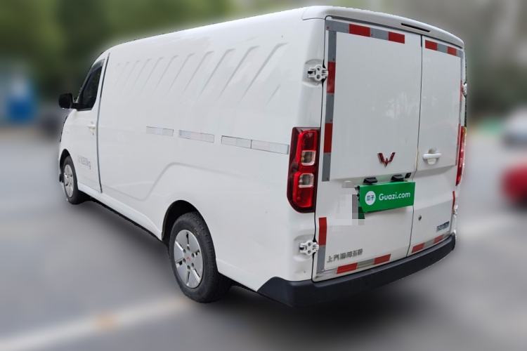 Used Wuling Yangguang 2024 300km Comfort Version with Sealed Windows 60kW Rear Left 45 Deg