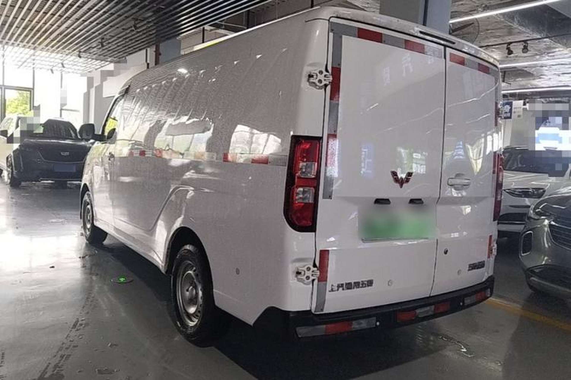 Used Wuling Yangguang 2024 300km Range Practical Window-Sealed Version 60kW Rear Left 45 Deg