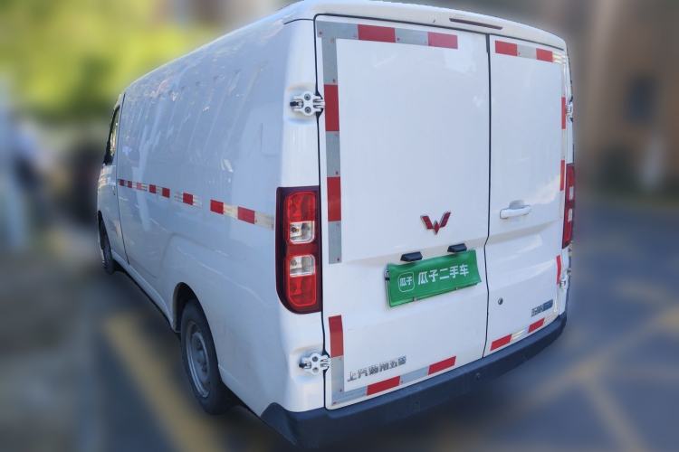 Used Wuling Yangguang 2024 300km Comfort Version with Sealed Windows 60kW Rear Left 45 Deg