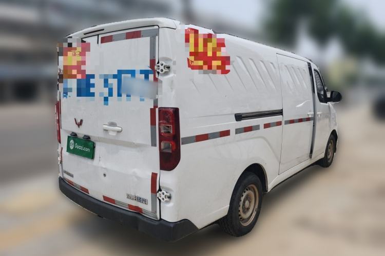 Used Wuling Yangguang 2024 300km Range Practical Window-Sealed Version 60kW Rear Right 45 Deg