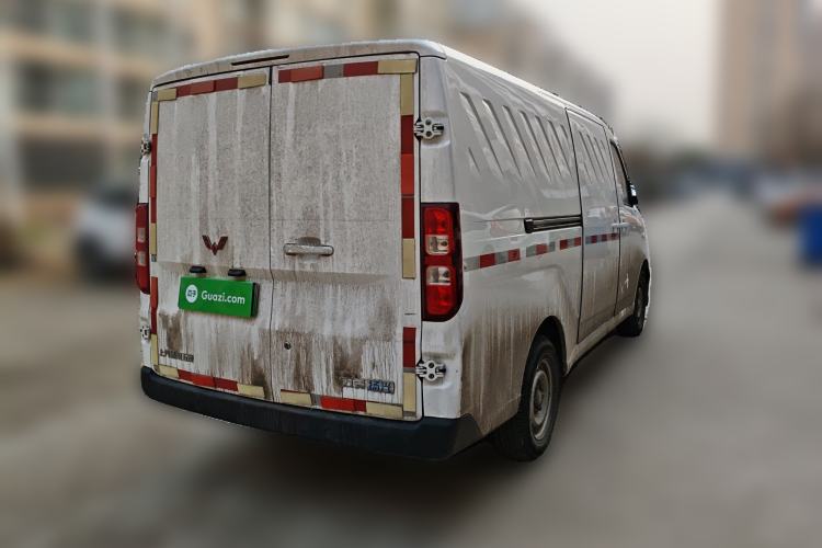 Used Wuling Yangguang 2024 300km Range Practical Window-Sealed Version 60kW Rear Right 45 Deg