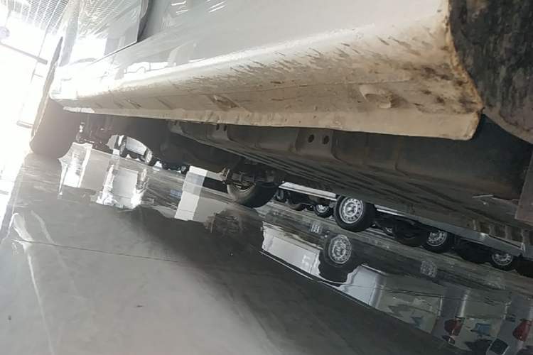 Used Wuling Yangguang 2024 230km Practical Enclosed-Window Version 60kW Right Side Sill