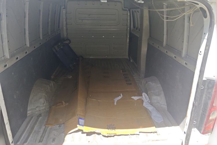 Used Wuling Yangguang 2024 300km Comfort Version with Sealed Windows 60kW Trunk