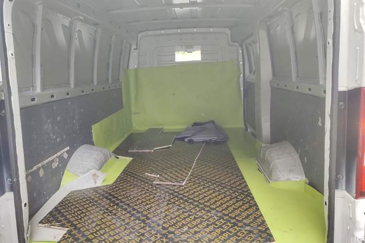 Used Wuling Yangguang 2024 300km Range Practical Window-Sealed Version 60kW Trunk