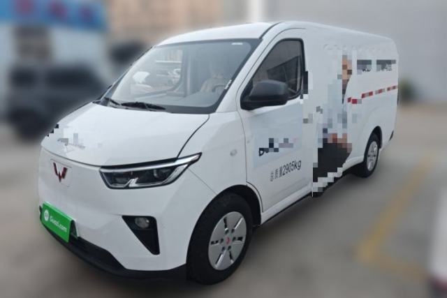 Used Wuling Yangguang 2024 300km Comfort Version with Sealed Windows 75kW