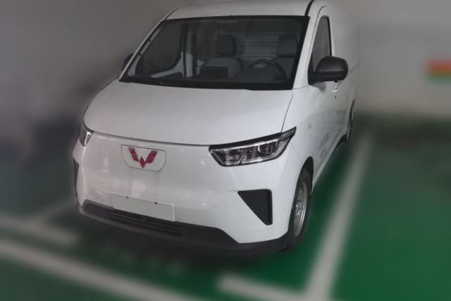 Used Wuling Yangguang 2024 300km Comfort Version with Sealed Windows 60kW