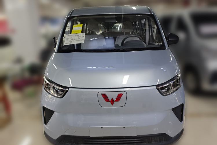 Used Wuling Yangguang 2025 Model 400km Bus Edition—Comfort Edition Front