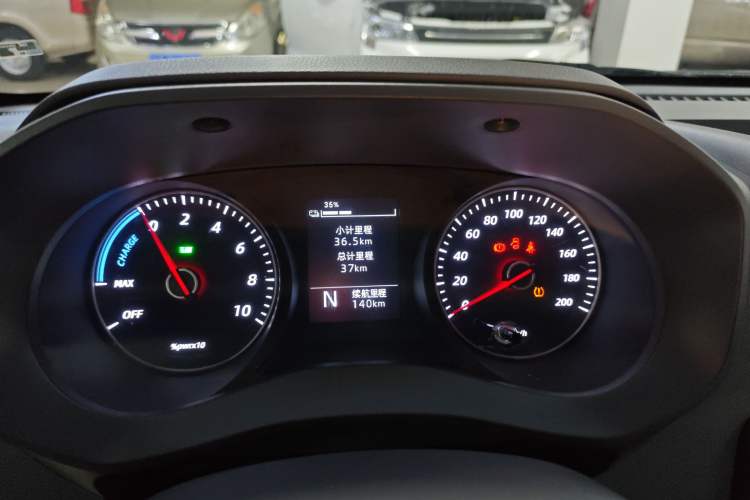 Used Wuling Yangguang 2025 Model 400km Bus Edition—Comfort Edition Instrument Cluster
