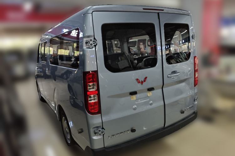 Used Wuling Yangguang 2025 Model 400km Bus Edition—Comfort Edition Rear Left 45 Deg