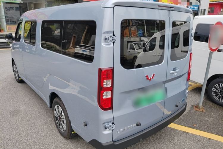 Used Wuling Yangguang 2025 Model 400km Bus Edition—Comfort Edition Exterior 2