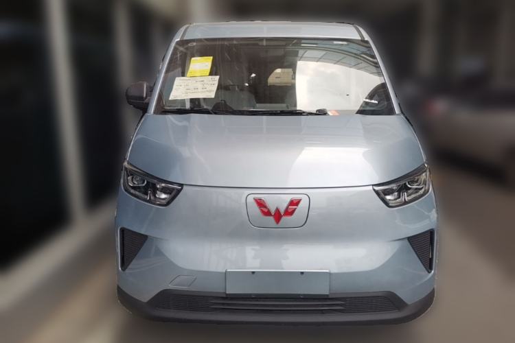 Used Wuling Yangguang 2025 Model 400km Bus Edition—Comfort Edition Front