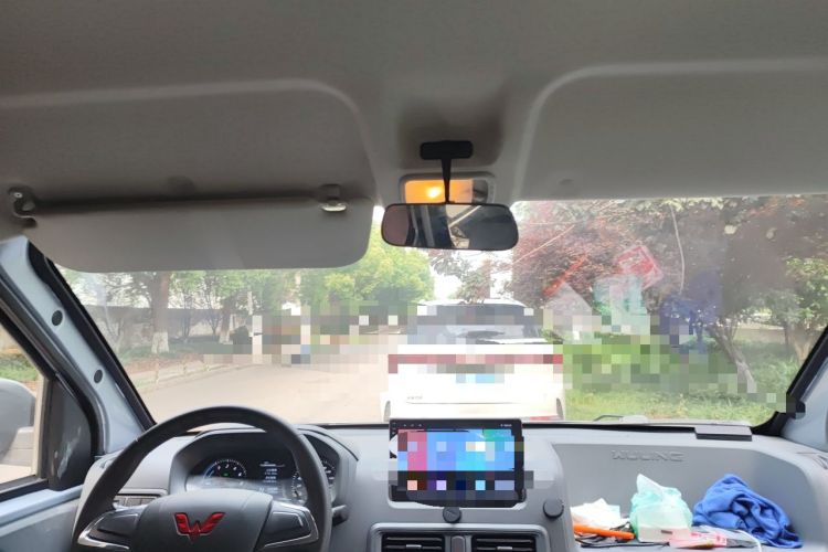 Used Wuling Yangguang 2025 Model 400km Bus Edition—Comfort Edition Headliner