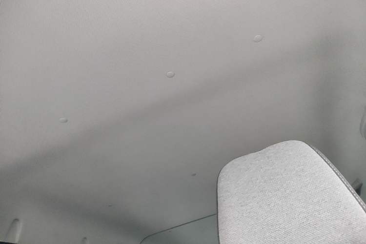 Used Wuling Yangguang 2025 Model 400km Bus Edition—Comfort Edition Headliner