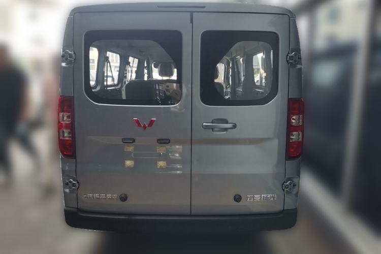 Used Wuling Yangguang 2025 Model 400km Bus Edition—Comfort Edition Rear