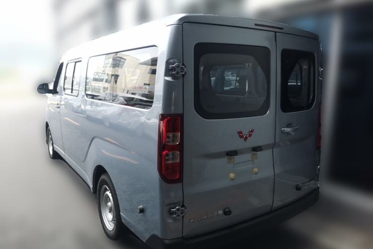 Used Wuling Yangguang 2025 Model 400km Bus Edition—Comfort Edition Rear Left 45 Deg