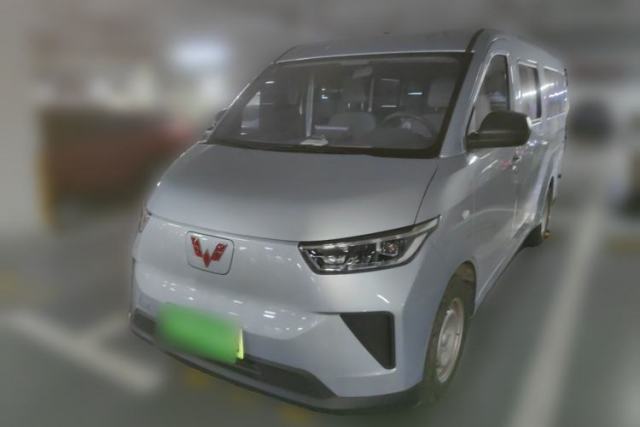 Used Wuling Yangguang 2025 Model 400km Bus Edition—Comfort Edition