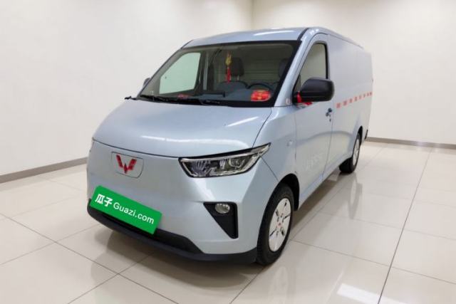 Used Wuling Yangguang 2025 Model 310KM Window-Sealed Edition—Customized by CATL