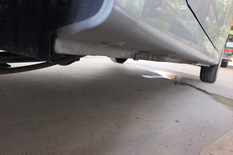 Used Wuling Yangguang 2025 Model 310KM Window-Sealed Edition—Customized by CATL Chassis Rear Right