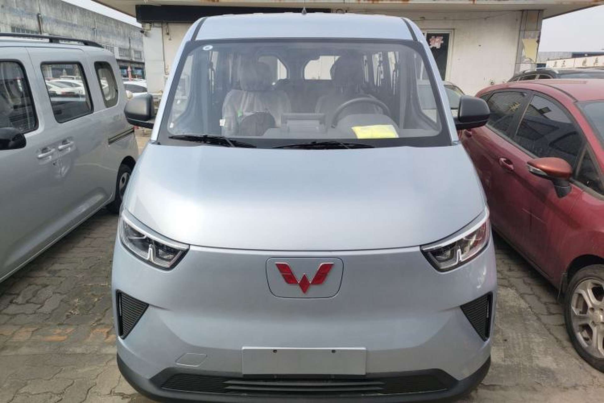 Used Wuling Yangguang 2025 Model 400km Bus Edition—Comfort Edition Exterior 1