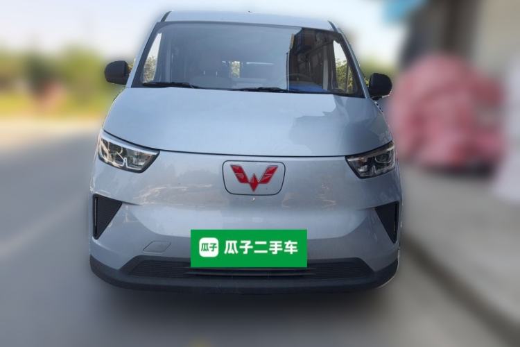 Used Wuling Yangguang 2025 Model 400km Bus Edition—Comfort Edition Front