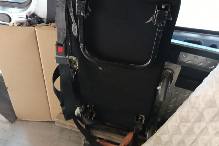 Used Wuling Yangguang 2025 Model 400km Bus Edition—Comfort Edition Left Rear Seat