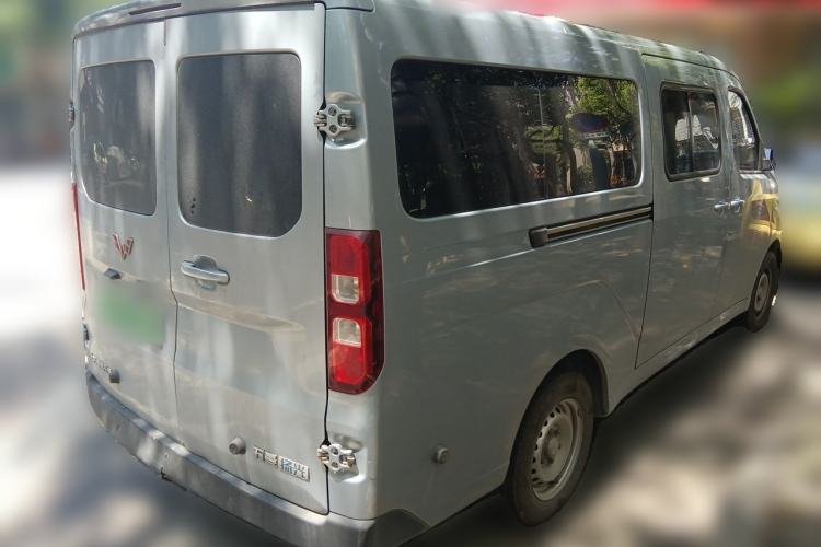 Used Wuling Yangguang 2025 Model 400km Bus Edition—Comfort Edition Rear Right 45 Deg