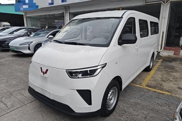 Used Wuling Yangguang 2025 Model 400km Bus Edition—Comfort Edition