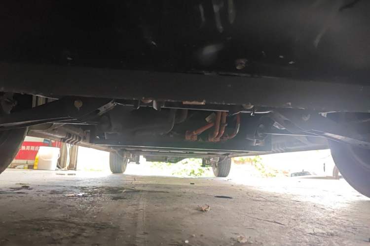 Used Wuling Yangguang 2025 Model 400km Bus Edition—Comfort Edition Chassis Front