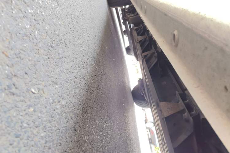 Used Wuling Yangguang 2025 Model 400km Bus Edition—Comfort Edition Chassis Front Right