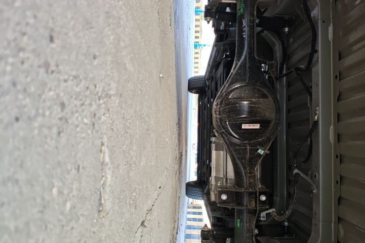 Used Wuling Yangguang 2025 Model 400km Bus Edition—Comfort Edition Chassis Rear