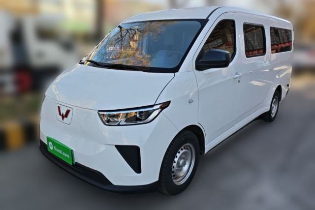 Used Wuling Yangguang 2025 Model 400km Bus Edition—Comfort Edition