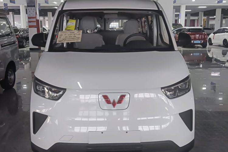 Used Wuling Yangguang 2025 Model 400km Bus Edition—Comfort Edition Exterior 1