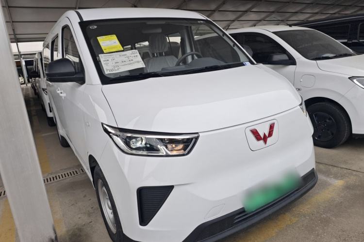 Used Wuling Yangguang 2025 Model 400km Bus Edition—Comfort Edition Exterior 1
