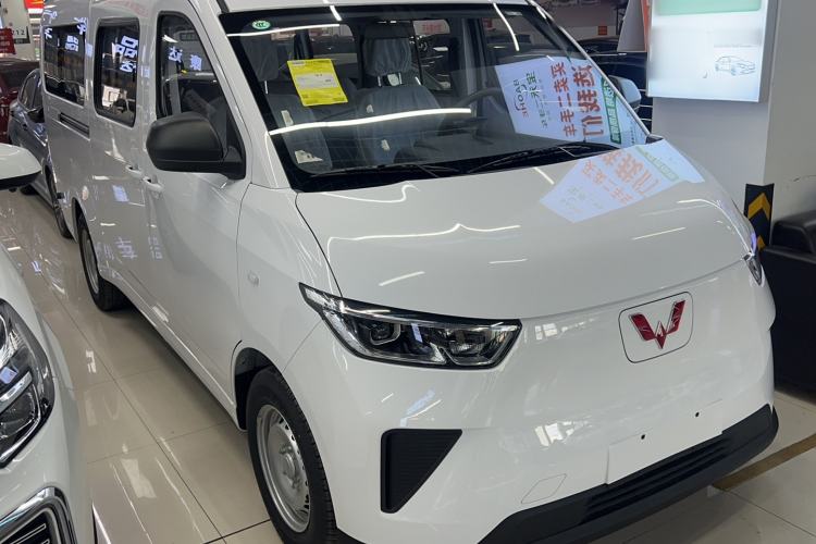 Used Wuling Yangguang 2025 Model 400km Bus Edition—Comfort Edition Exterior 3