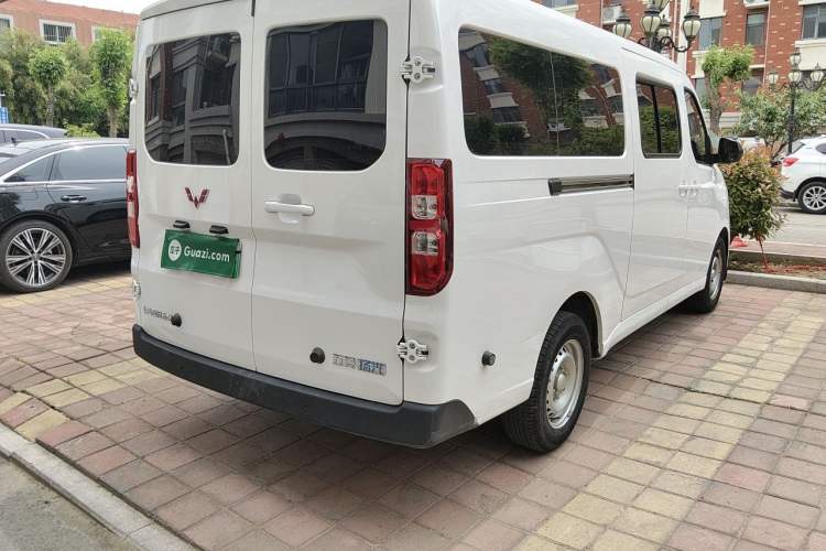 Used Wuling Yangguang 2025 Model 400km Bus Edition—Comfort Edition Exterior 5