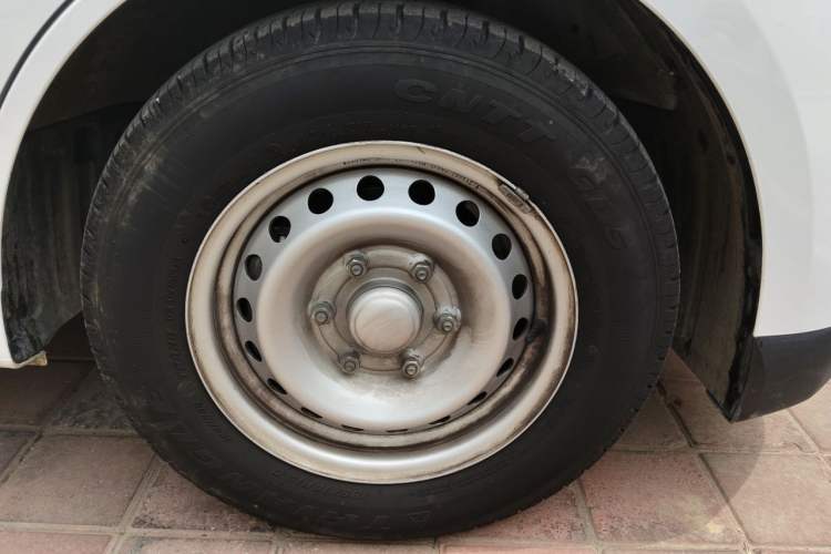 Used Wuling Yangguang 2025 Model 400km Bus Edition—Comfort Edition Exterior 7