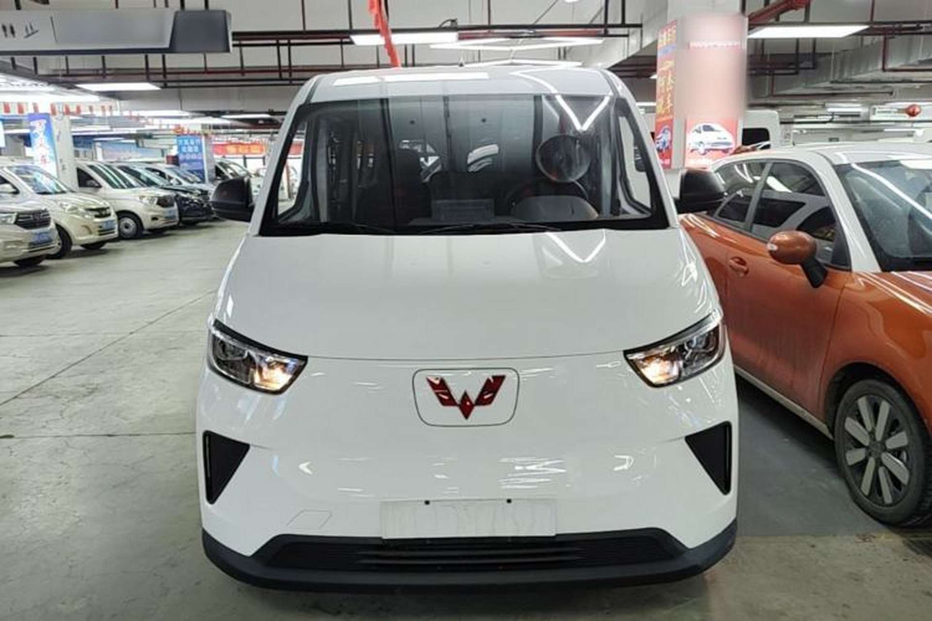 Used Wuling Yangguang 2025 Model 400km Bus Edition—Comfort Edition Front