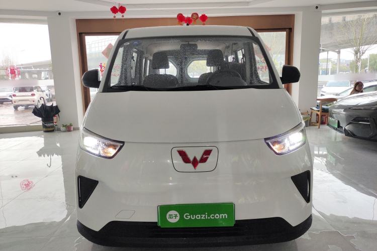 Used Wuling Yangguang 2025 Model 400km Bus Edition—Comfort Edition Front
