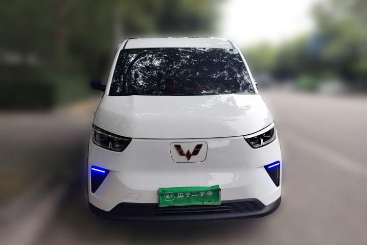 Used Wuling Yangguang 2025 Model 400km Bus Edition—Comfort Edition Front